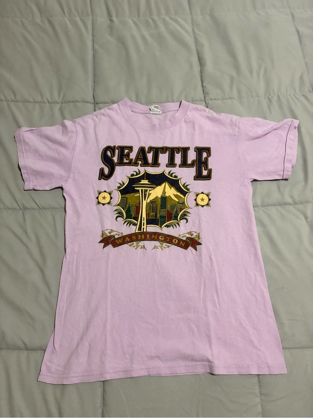 Gildan Lavender Seattle Graphic T‑Shirt